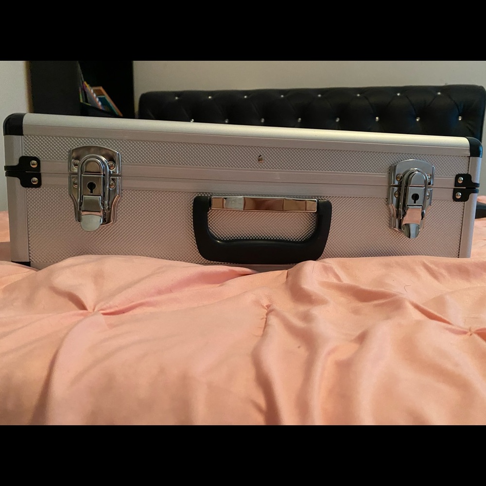 Barbers suitcase
